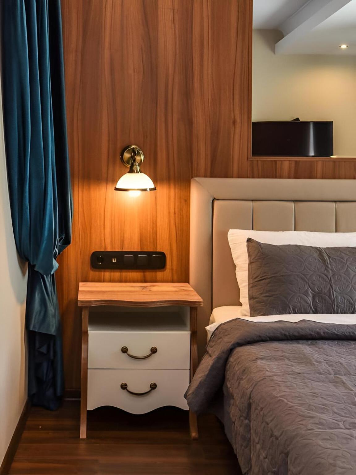 Palace Of Culture 2-Bedroom Retreat On Skobelev Blvd