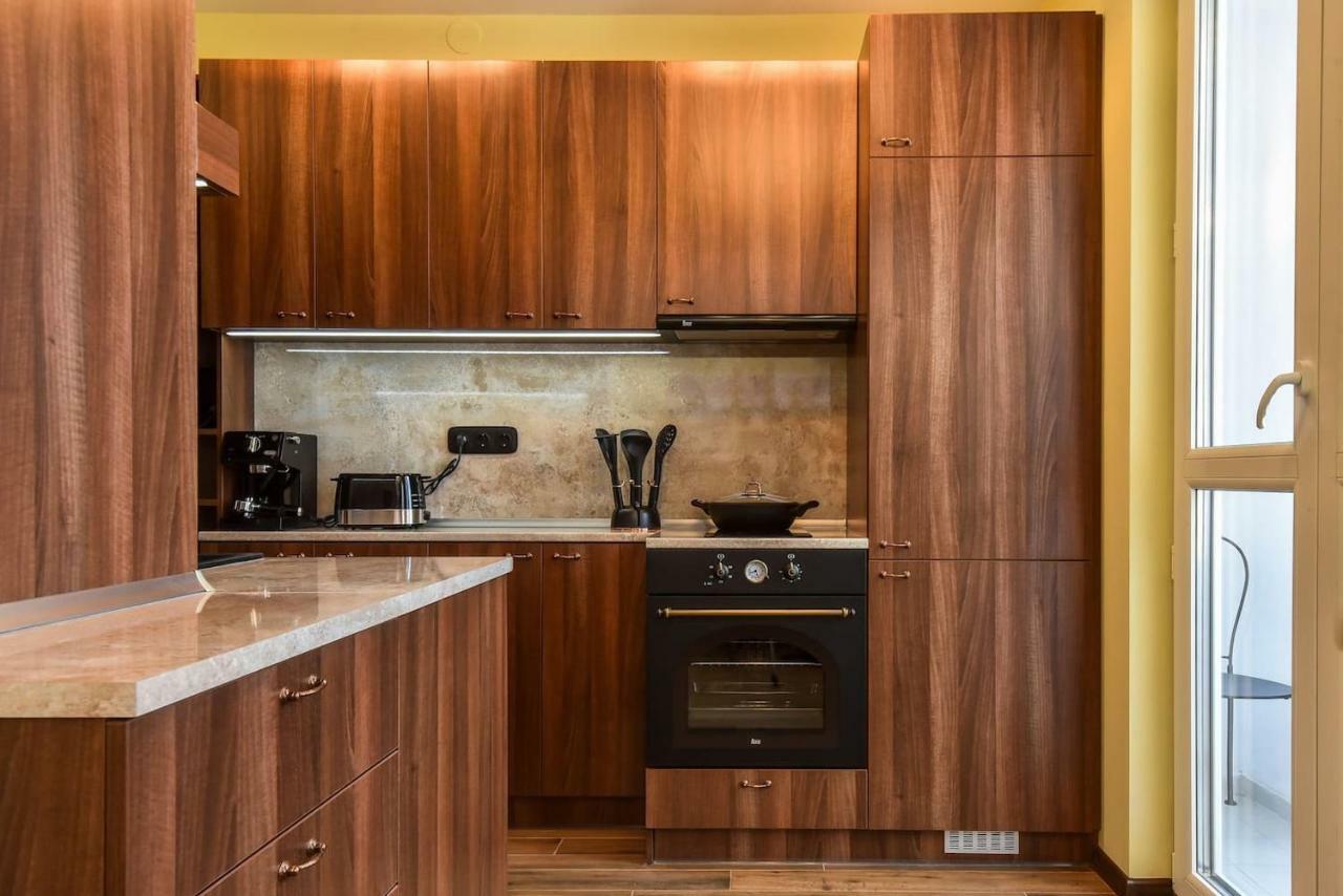 Palace Of Culture 2-Bedroom Retreat On Skobelev Blvd Sofia