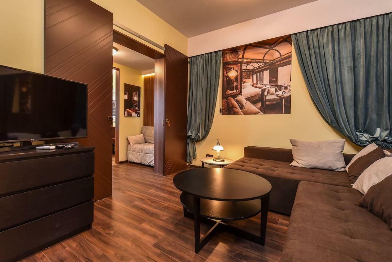 Palace Of Culture 2-Bedroom Retreat On Skobelev Blvd Apartment *