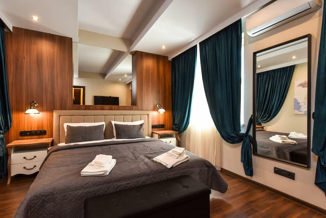 Palace Of Culture 2-Bedroom Retreat On Skobelev Blvd *