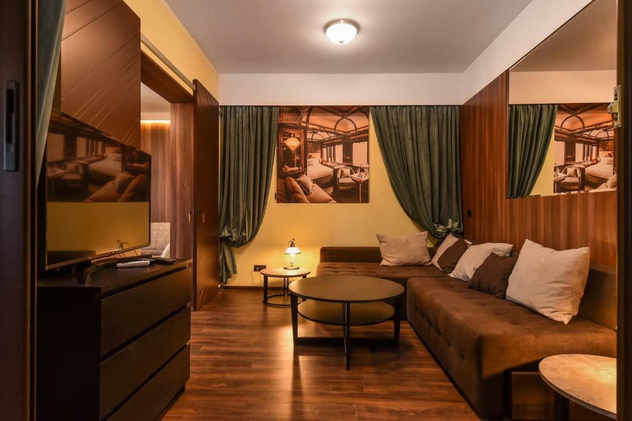 Palace Of Culture 2-Bedroom Retreat On Skobelev Blvd Apartment *